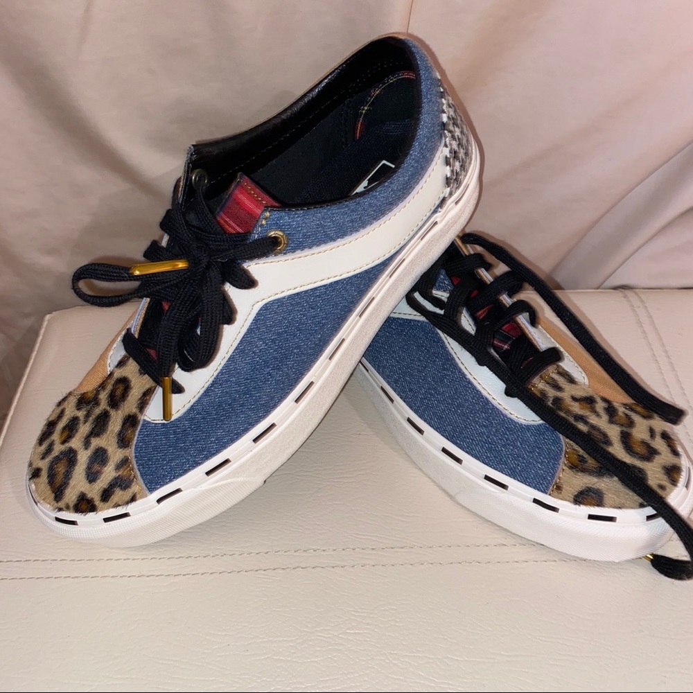 VANS SNEAKERS limited edition ✨